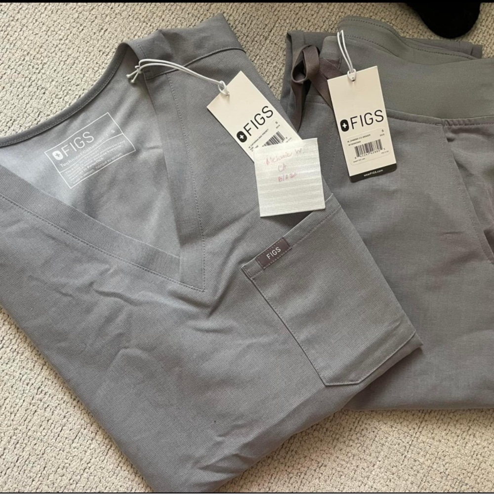 FIGS Dark Space Grey Set